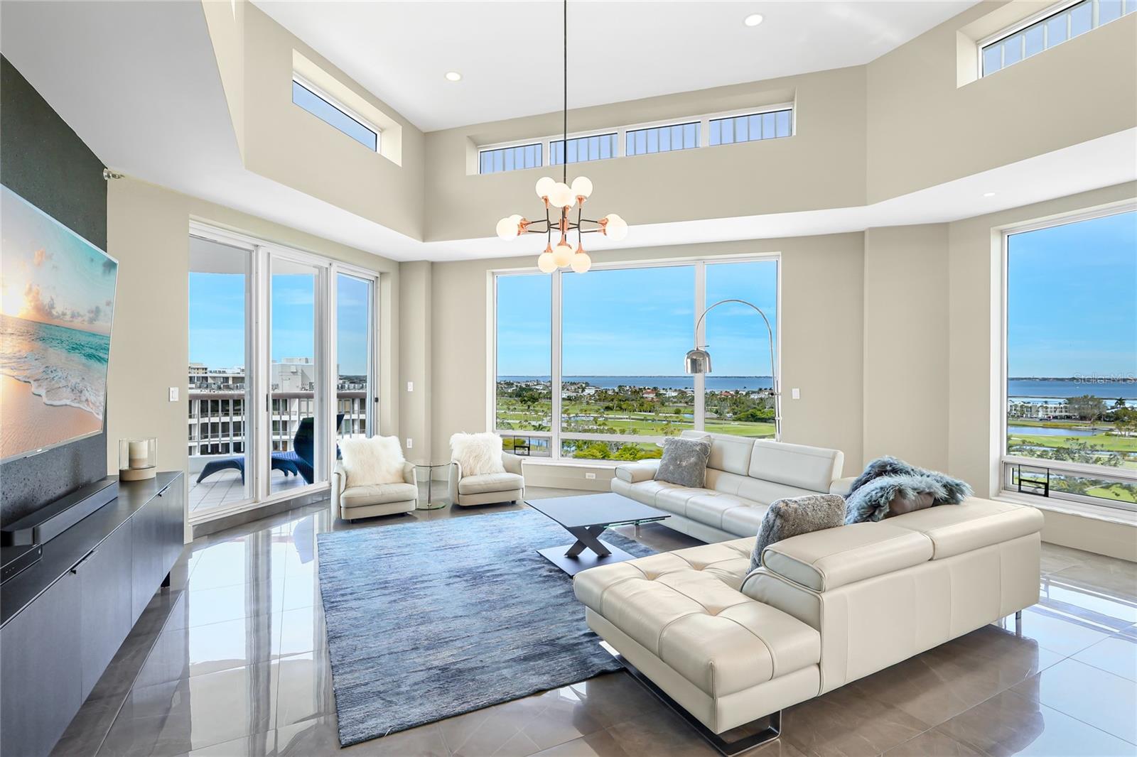 PIERRE - Residential