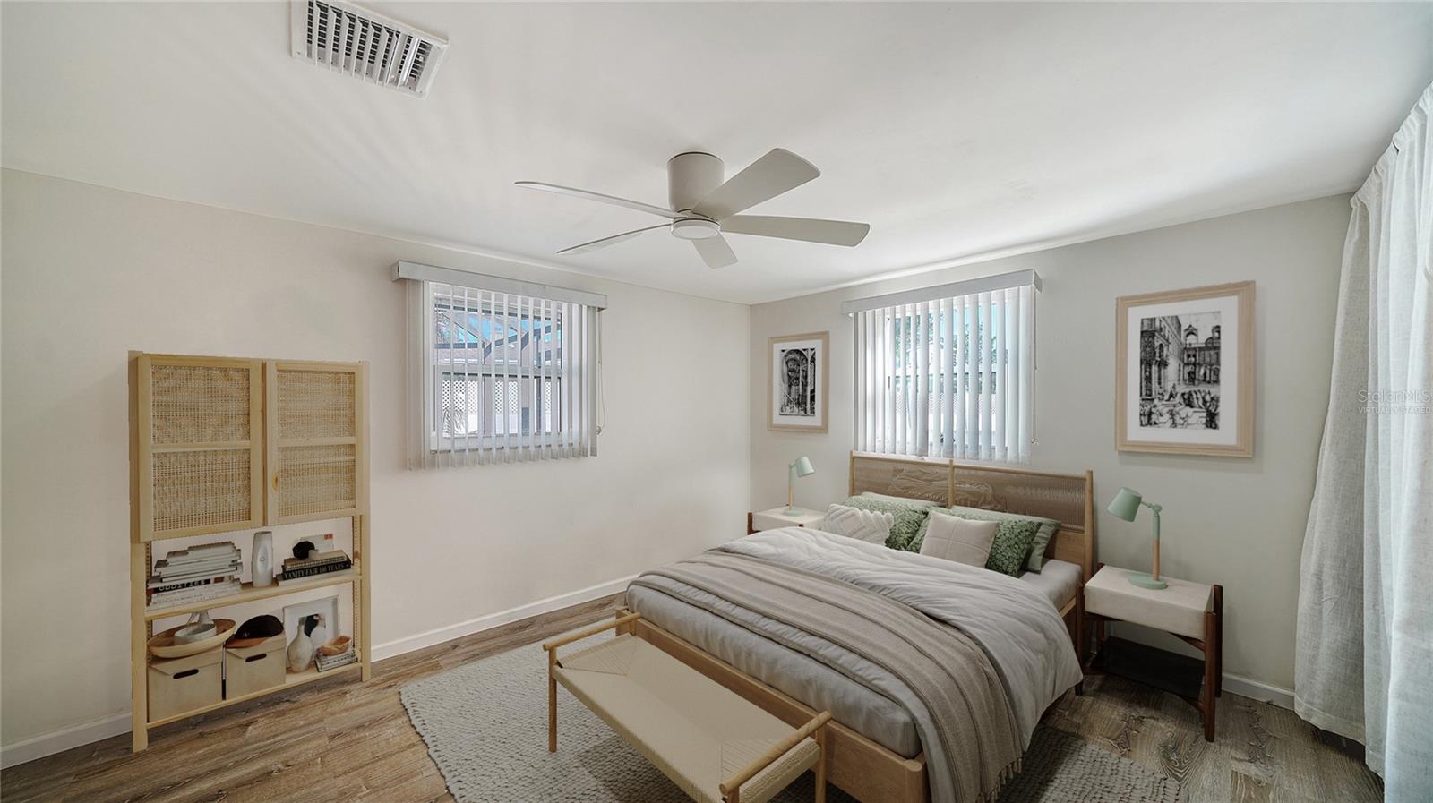 SOUTH VENICE - Residential