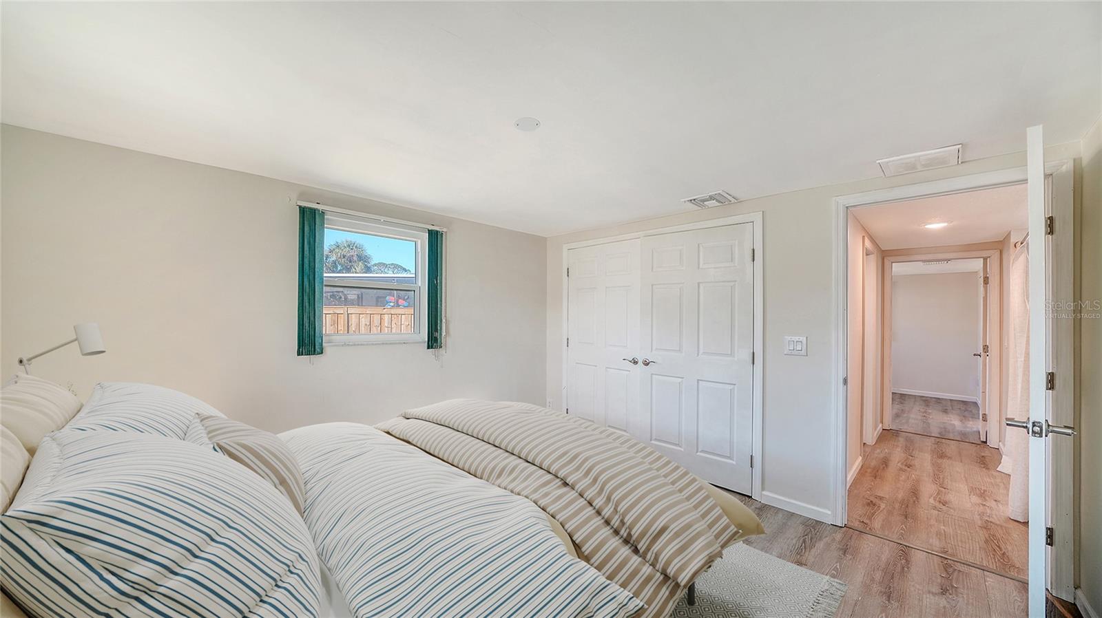 SOUTH VENICE - Residential