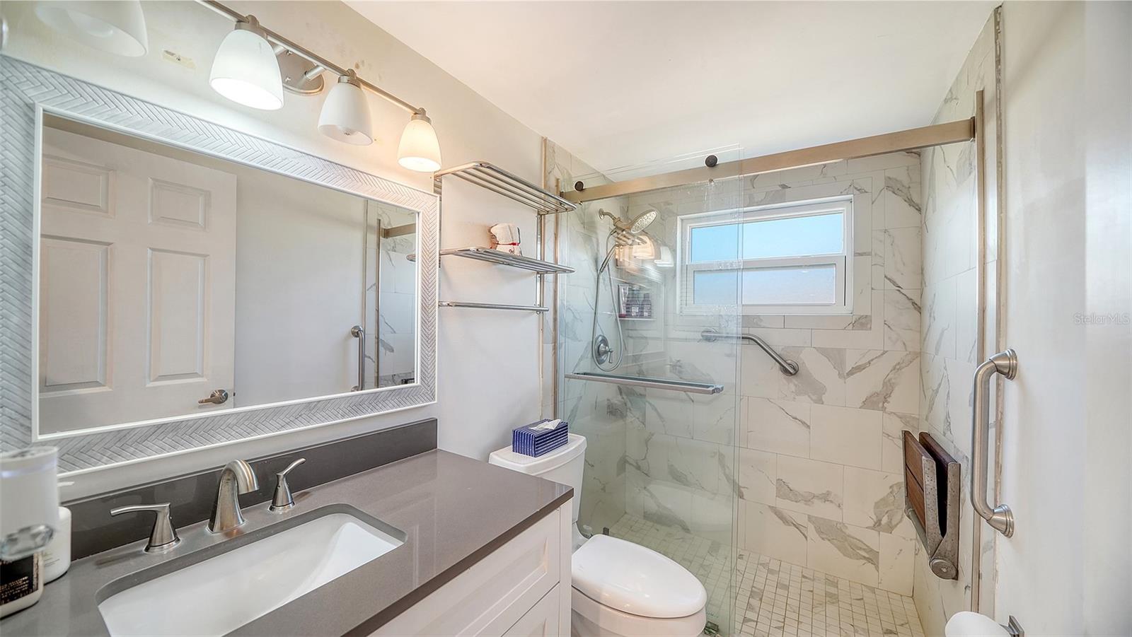 SOUTH VENICE - Residential