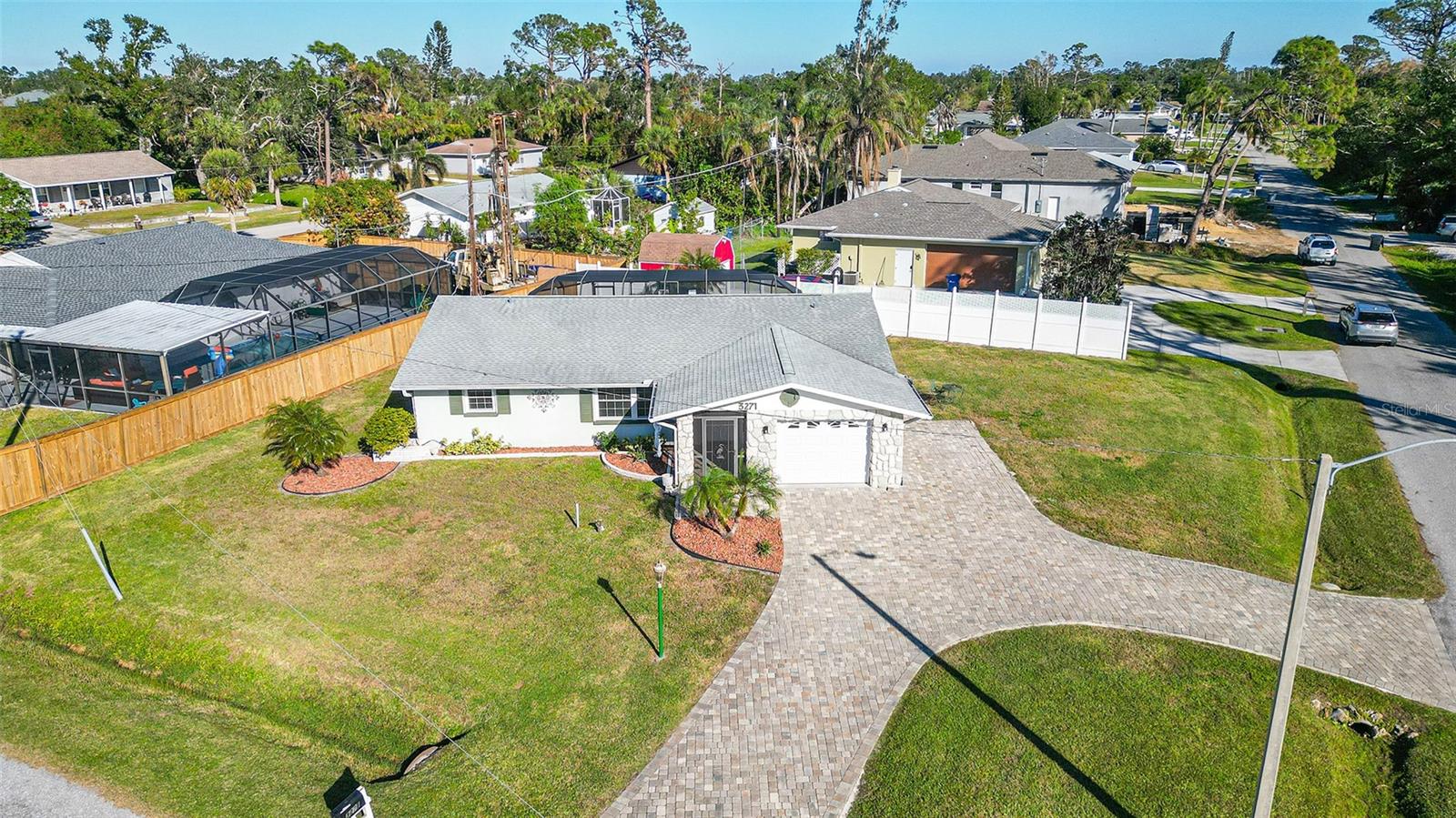 SOUTH VENICE - Residential