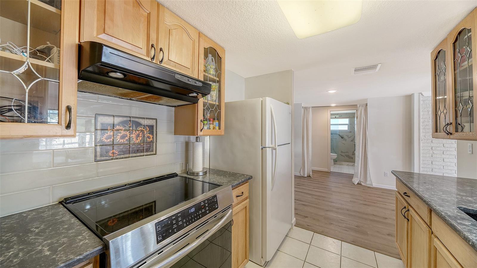 SOUTH VENICE - Residential