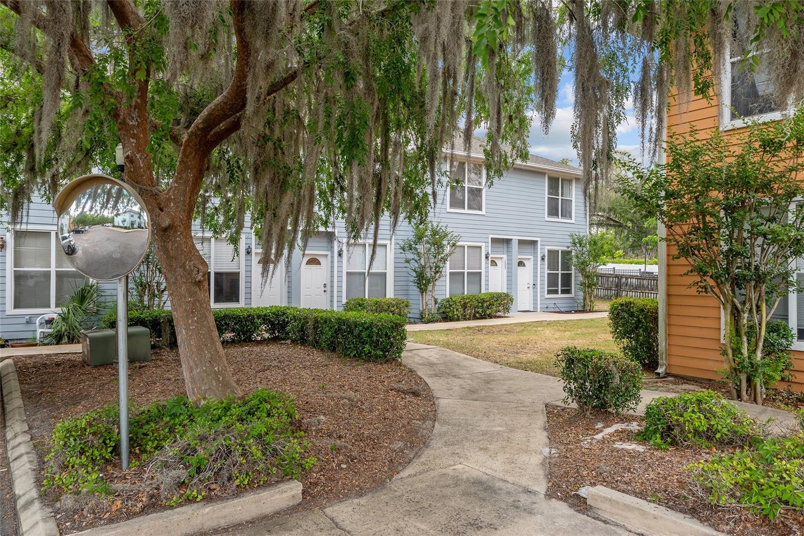 KENSINGTON NORTH CONDO - Residential