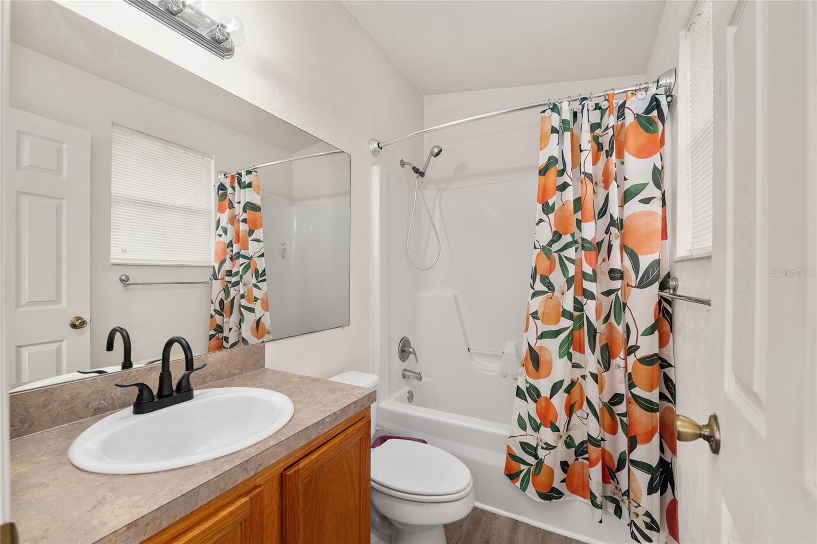 KENSINGTON NORTH CONDO - Residential