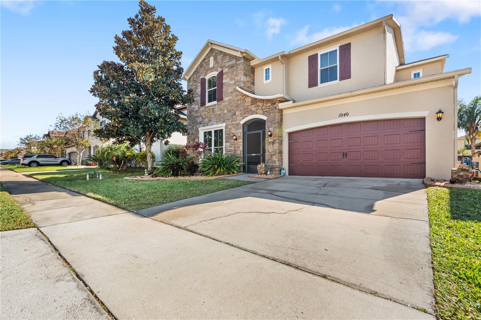 1040 THUNDERHEAD LANE