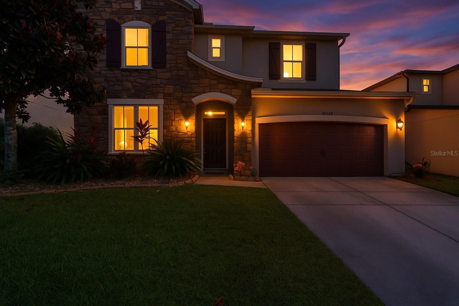 1040 THUNDERHEAD LANE