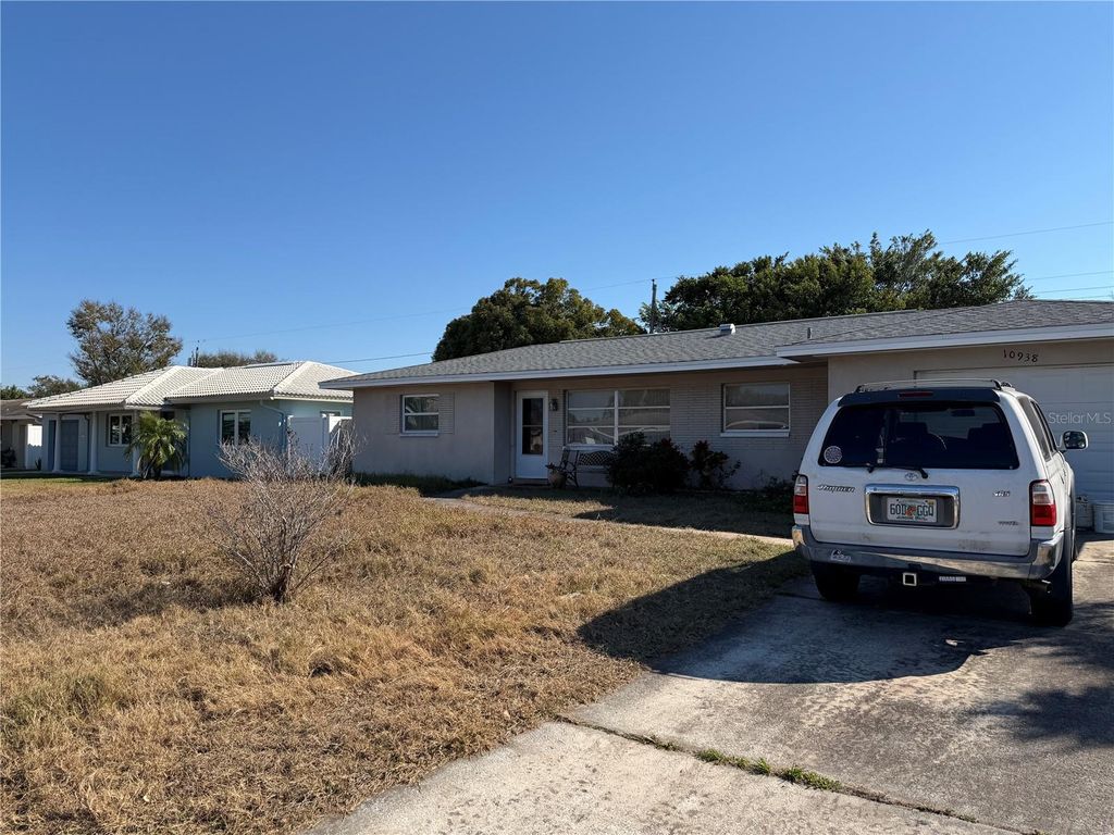 Photo of 10938 91st Avenue, Seminole, FL 33772 (MLS # TB8476854)
