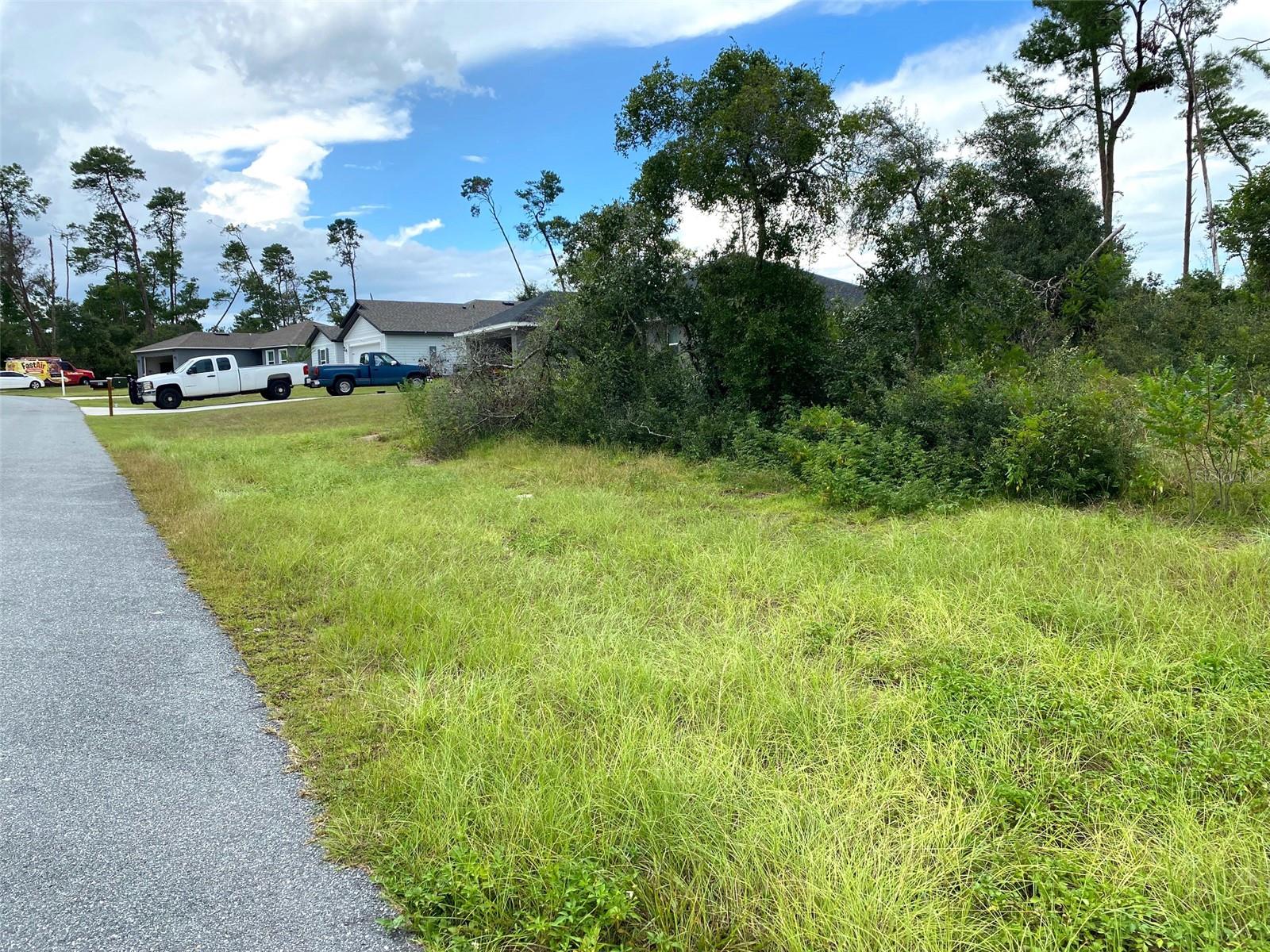 MARION OAKS UN 03 - Land