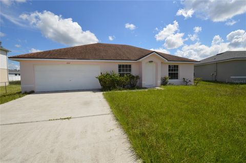 Photo of 1207 Atlantic Court, Kissimmee, FL 34759 (MLS # S5130157)