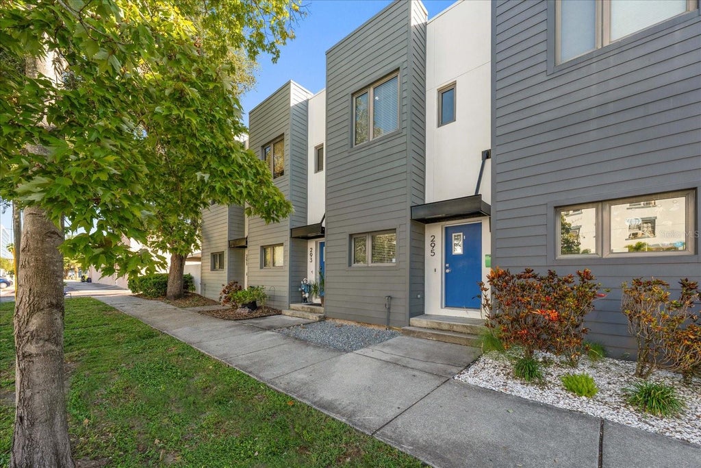 Photo of 295 7th Street S, St Petersburg, FL 33701 (MLS # TB8560677)