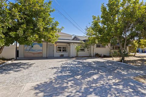 1035 MARTIN LUTHER KING JR. DUNEDIN FL 34698