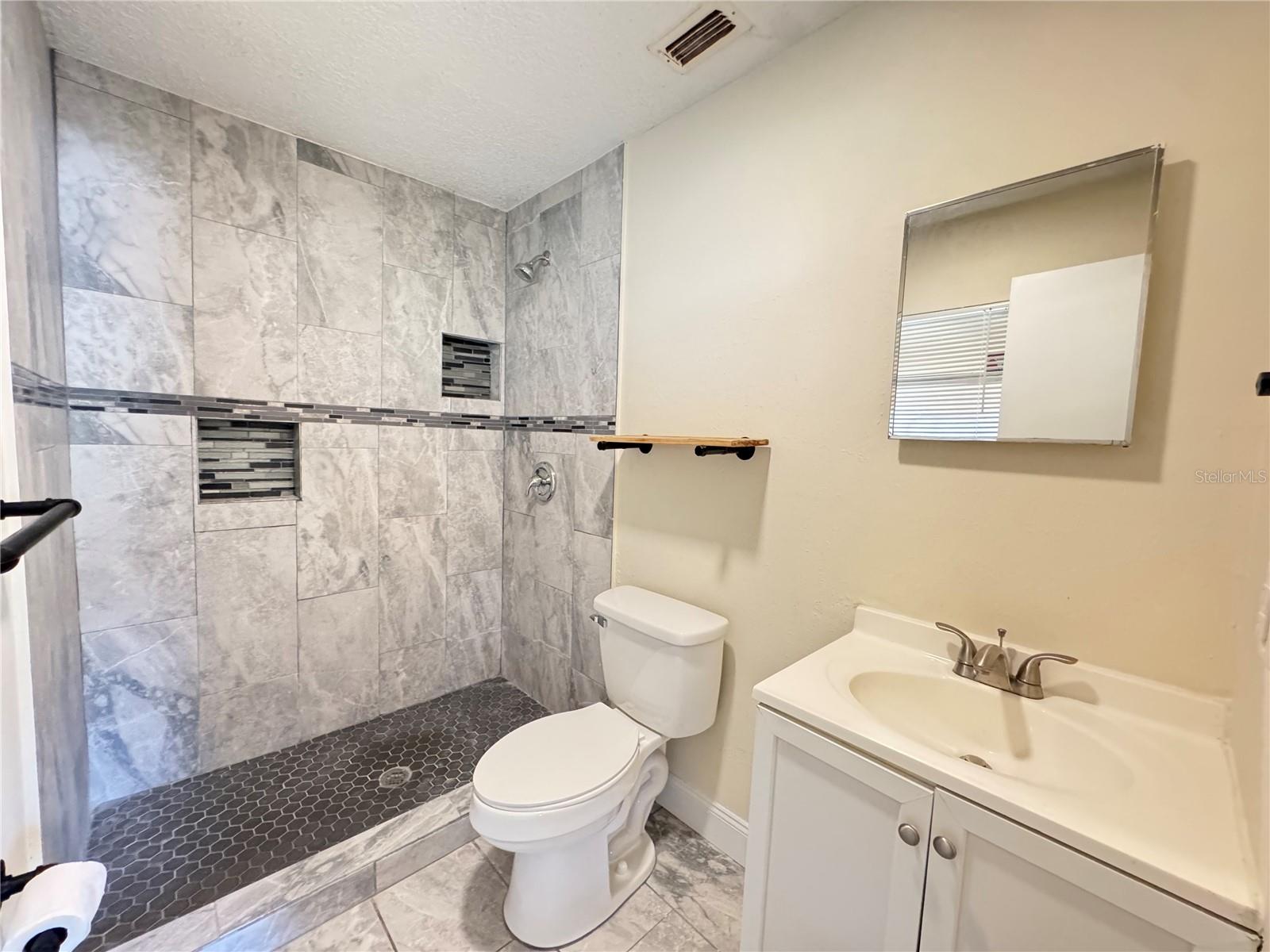 HACKNEY PROP - Residential