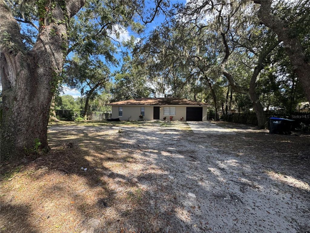 Photo of 1175 Georgia Avenue, Apopka, FL 32703 (MLS # O6355520)