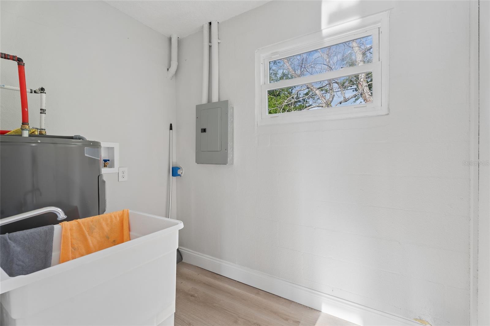 LAKE IDYLL ESTATES - Residential