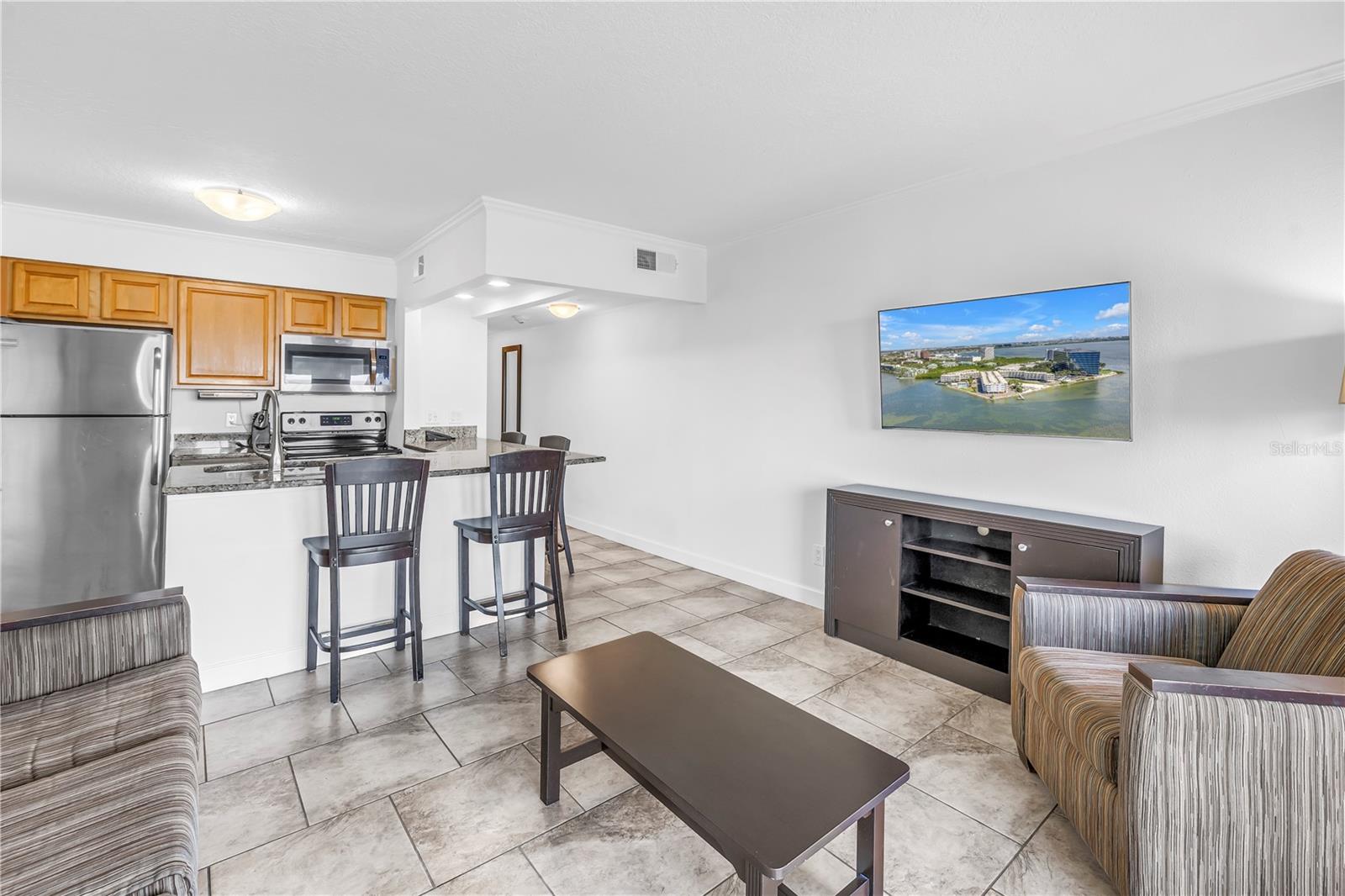SAILPORT RESORT CONDO ON - Residential