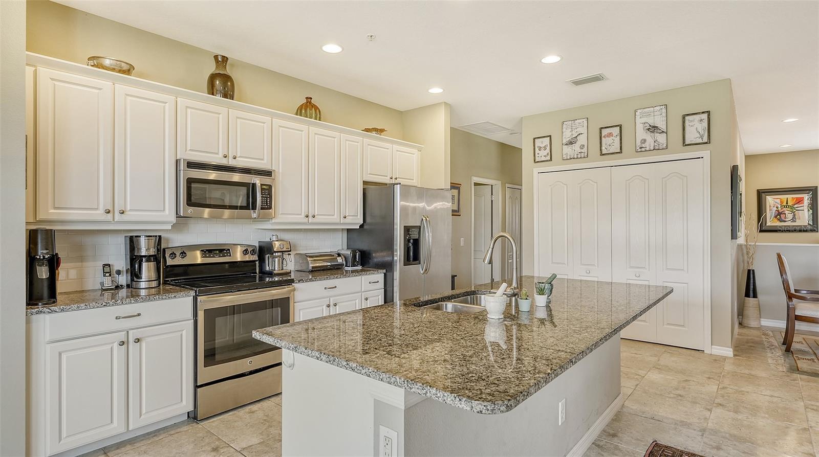 MIRAMAR LAGOONS AT LAKEWOOD RANCH III - Residential