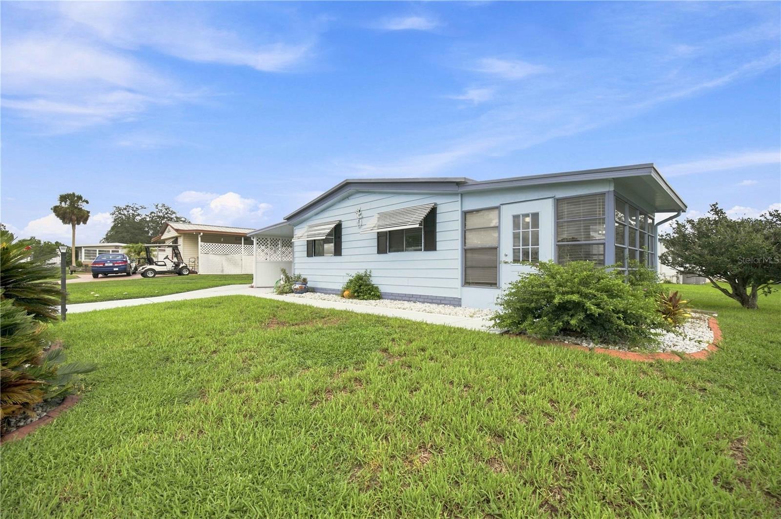 704 ROSEAPPLE AVENUE