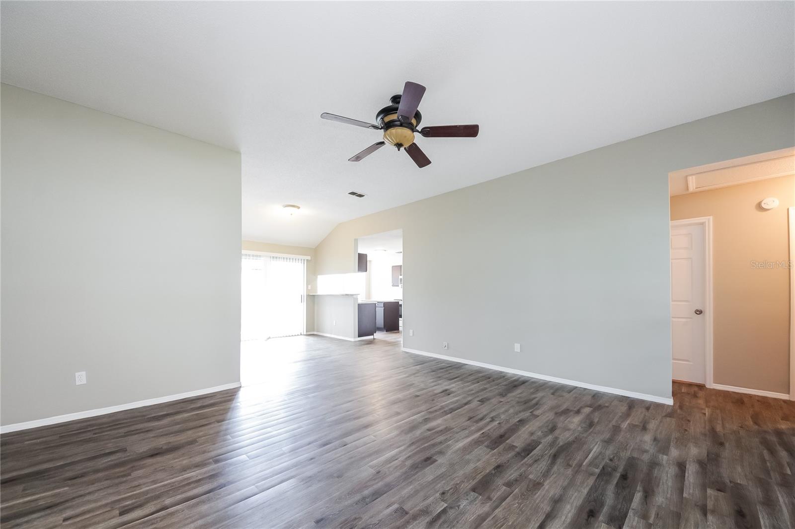 MOUNT DORA DORSET MOUNT DORA PH 02 - Residential Lease