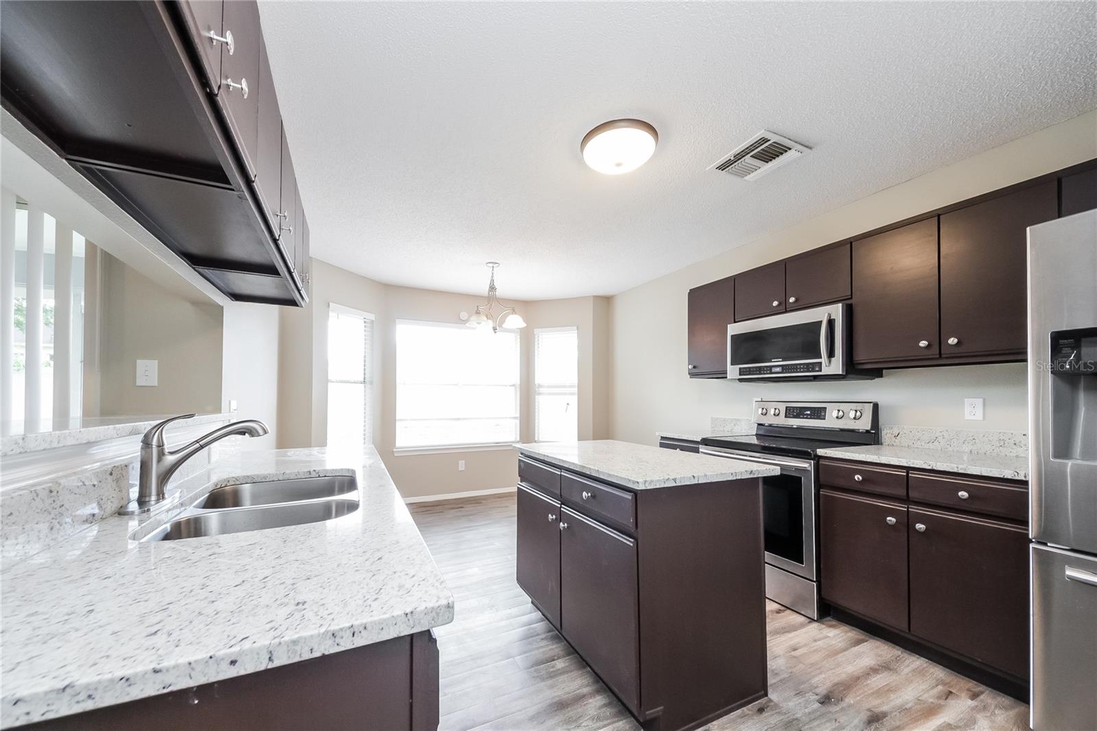 MOUNT DORA DORSET MOUNT DORA PH 02 - Residential Lease