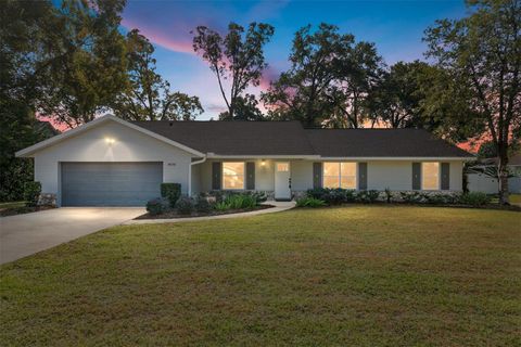 Tiny photo for 4530 SE 14th Street, Ocala, FL 34471 (MLS # OM719608)