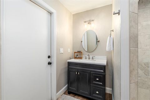 Tiny photo for 4530 SE 14th Street, Ocala, FL 34471 (MLS # OM719608)