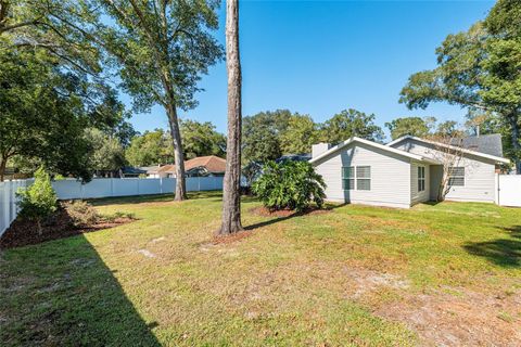 Tiny photo for 4530 SE 14th Street, Ocala, FL 34471 (MLS # OM719608)