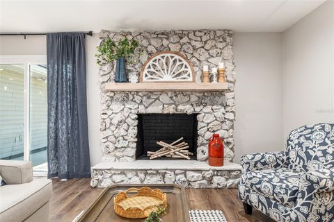 Tiny photo for 4530 SE 14th Street, Ocala, FL 34471 (MLS # OM719608)