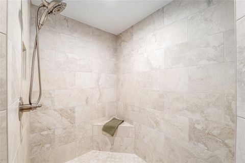 Tiny photo for 4530 SE 14th Street, Ocala, FL 34471 (MLS # OM719608)