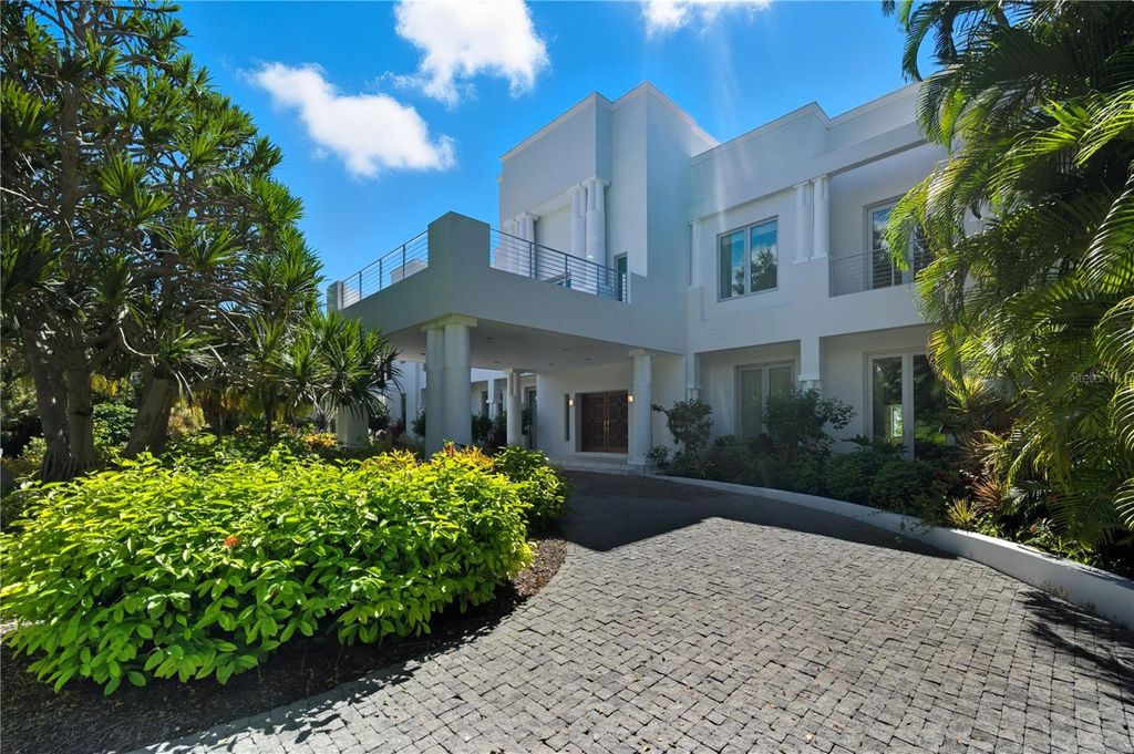 Photo of 3315 Bay Shore Road, Sarasota, FL 34234 (MLS # A4673690)