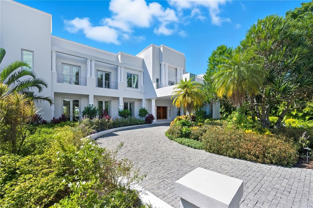 Photo of 3315 Bay Shore Road, Sarasota, FL 34234 (MLS # A4673690)