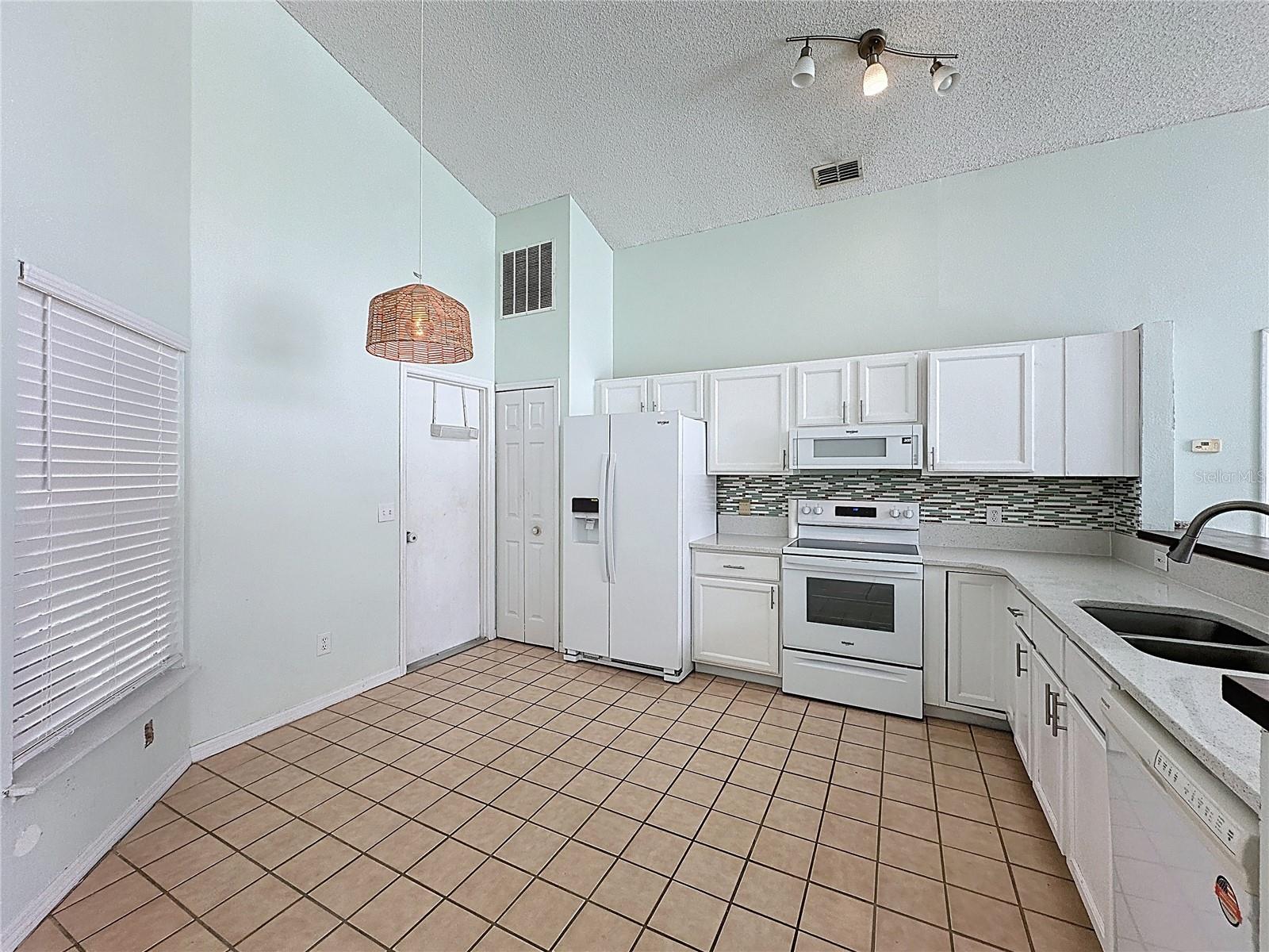 SUNRIDGE WOODS PH 02 - Residential