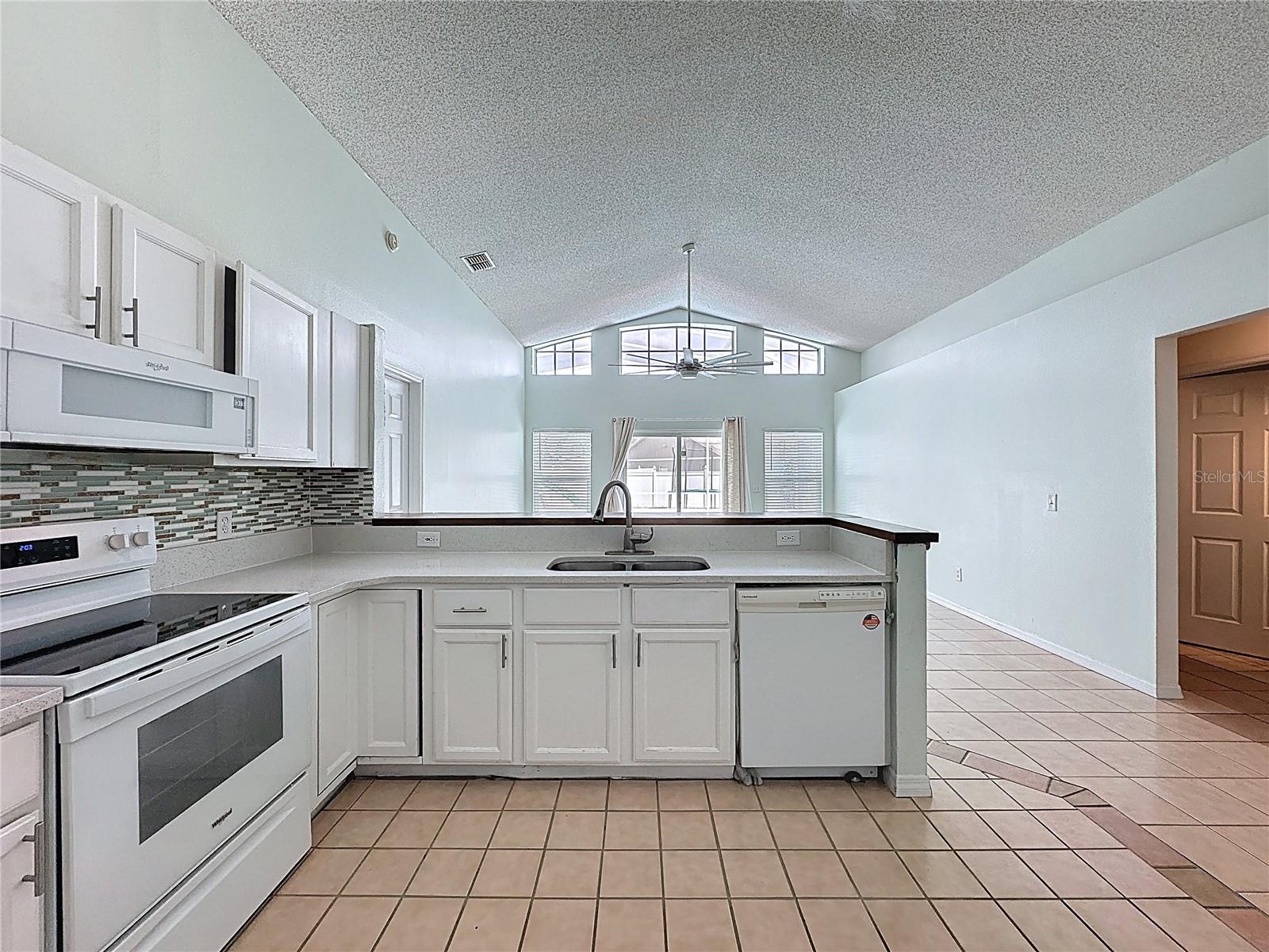 SUNRIDGE WOODS PH 02 - Residential