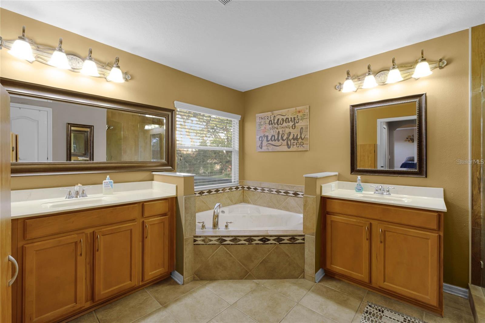 KENMURE - Residential