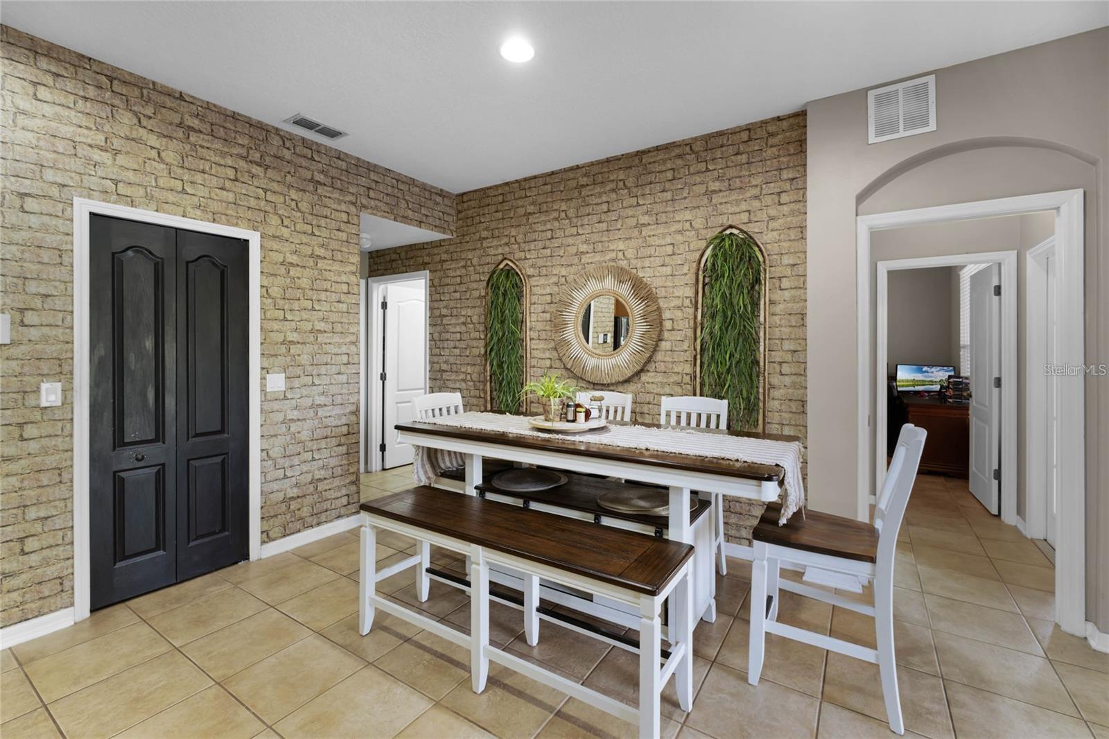 KENMURE - Residential