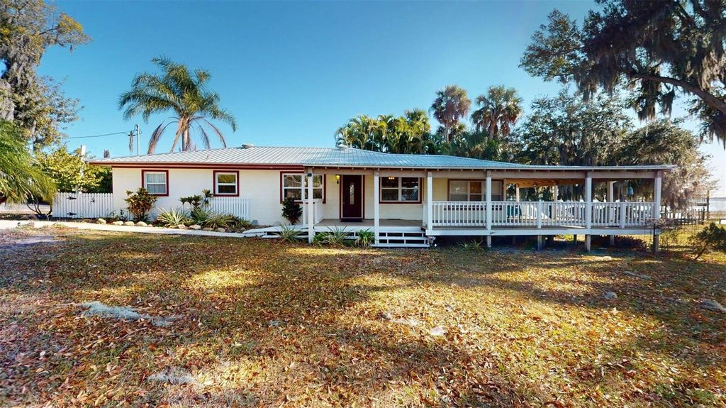 Photo of 1405 N Lake Reedy Boulevard, Frostproof, FL 33843 (MLS # P4934011)