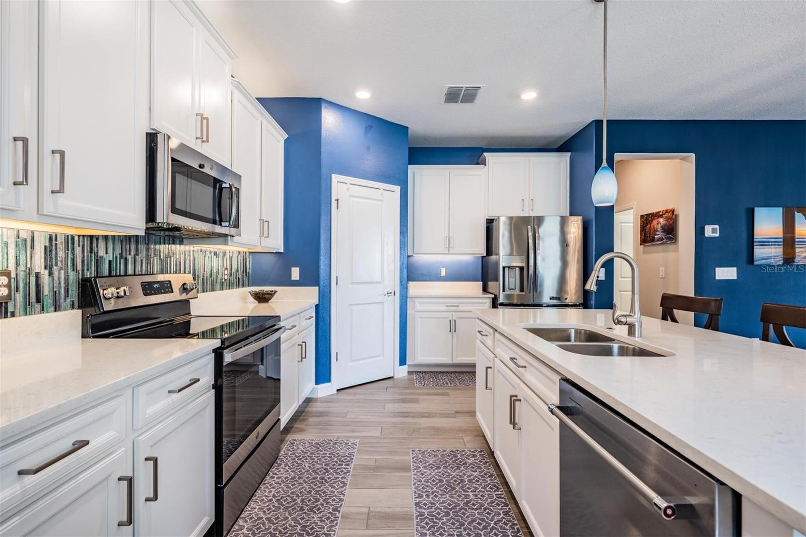 MIRADA ACTIVE ADULT - Residential