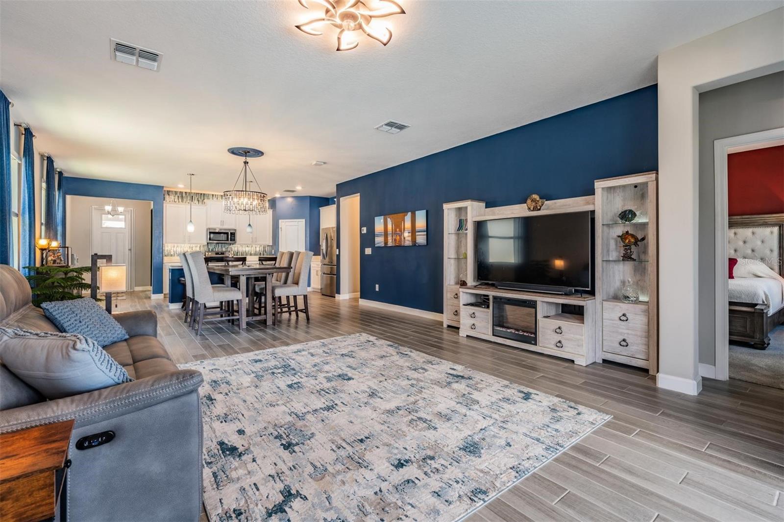 MIRADA ACTIVE ADULT - Residential