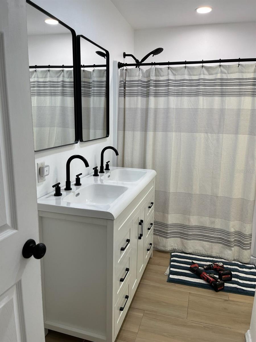 ISLE OF PINES FIFTH ADD - Residential