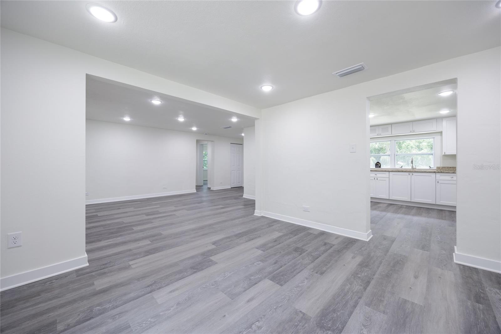 CHIEFLAND DEV CO ADD/CHIEFLAND - Residential