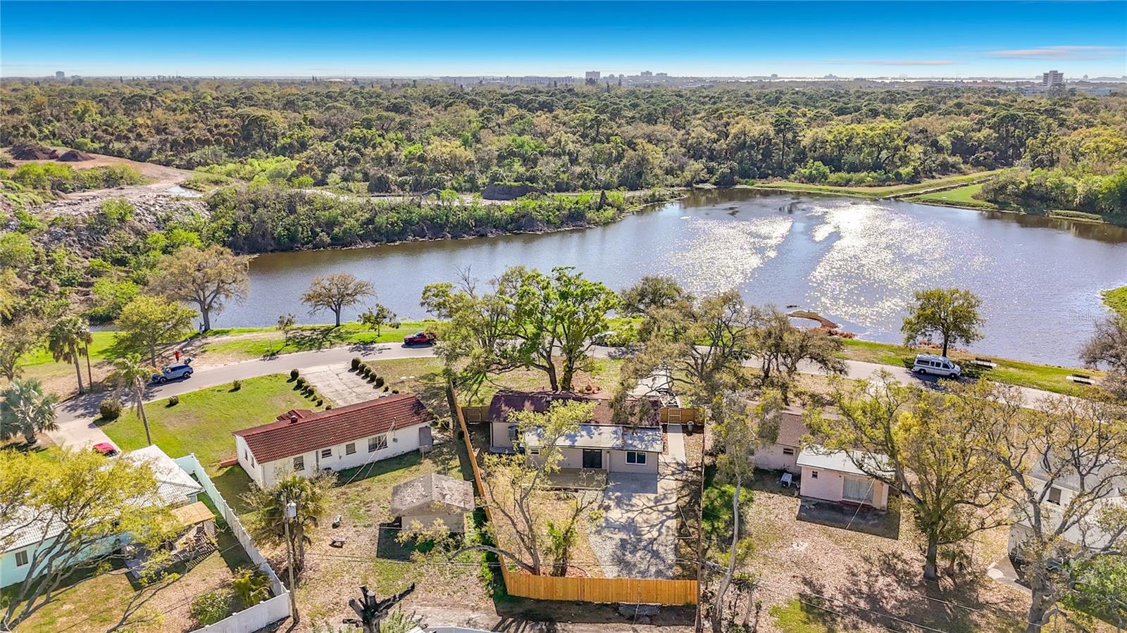 LAMPARILLA SUB - Residential