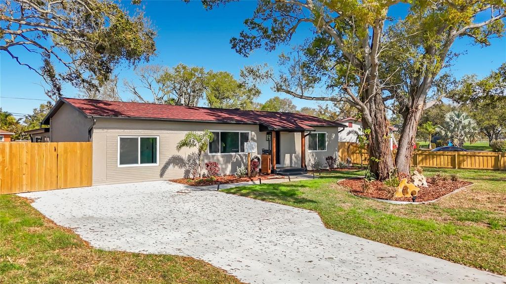 Photo of 2335 Murilla Way S, St Petersburg, FL 33712 (MLS # TB8484757)