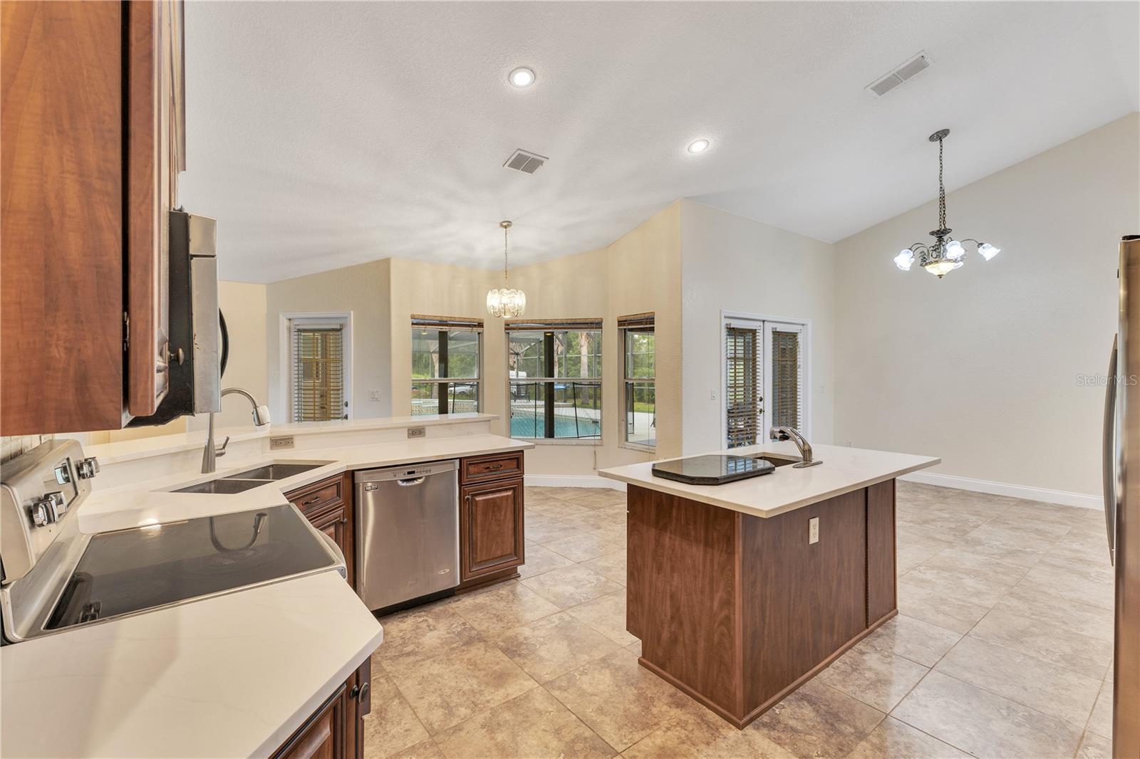 3696 BANCROFT BOULEVARD