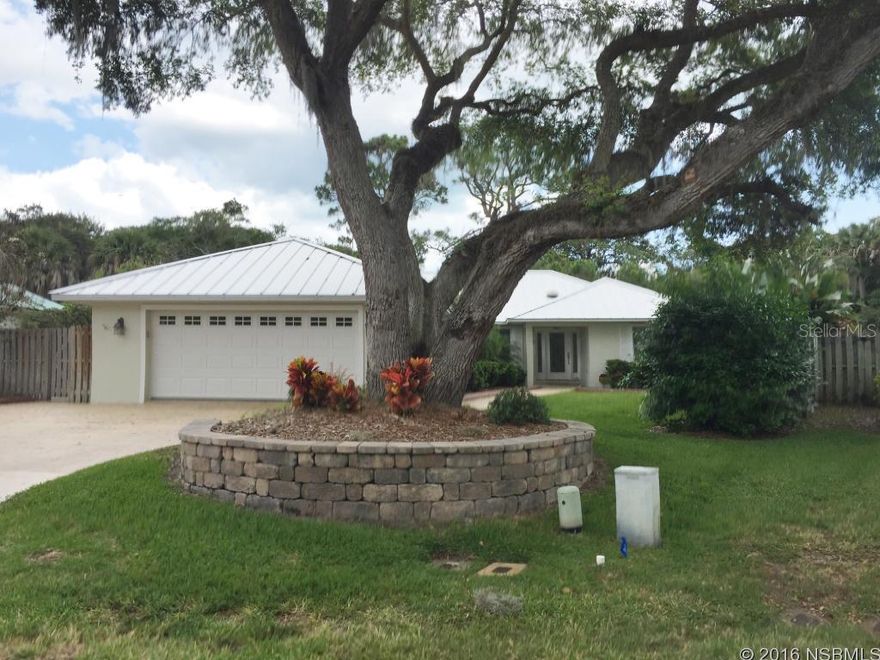 Beautiful 3 bedroom 2.5 Bathroom house for rent. Outstanding location on a quiet cul de sac. Beach side NSB. Walk to Flagler Ave, beach, river, shopping and more. call 386-402-9500 for information.