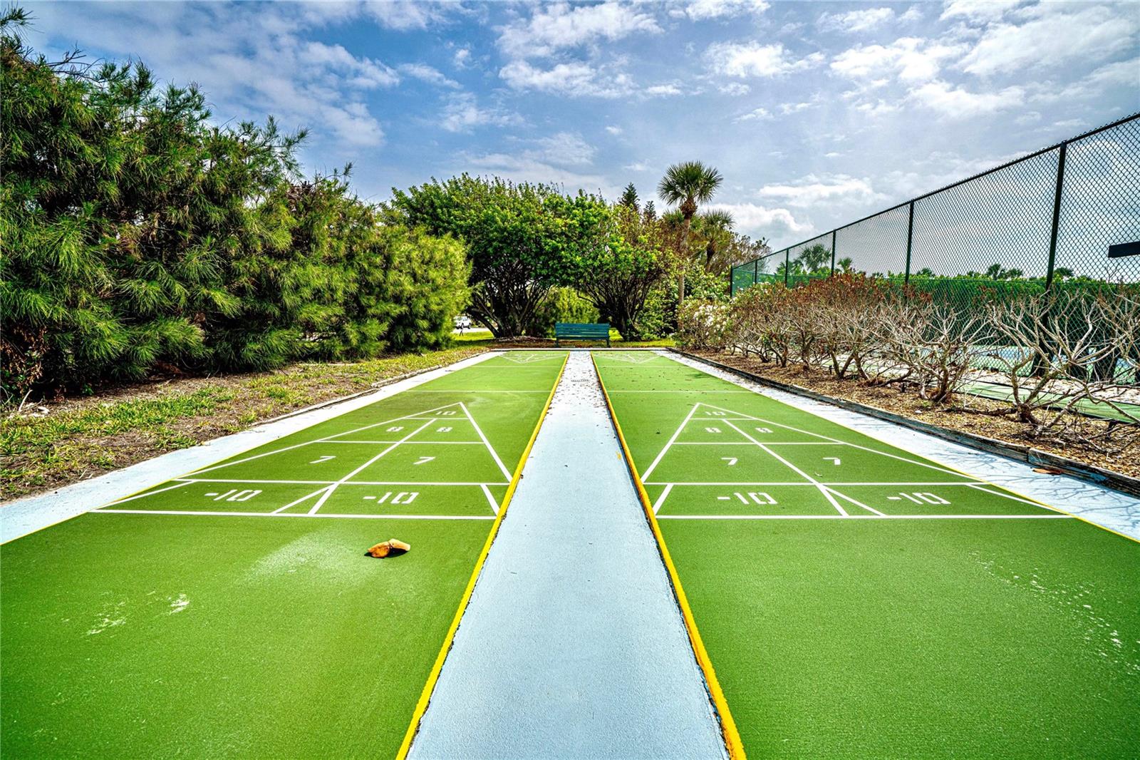 WHITNEY BEACH - Residential