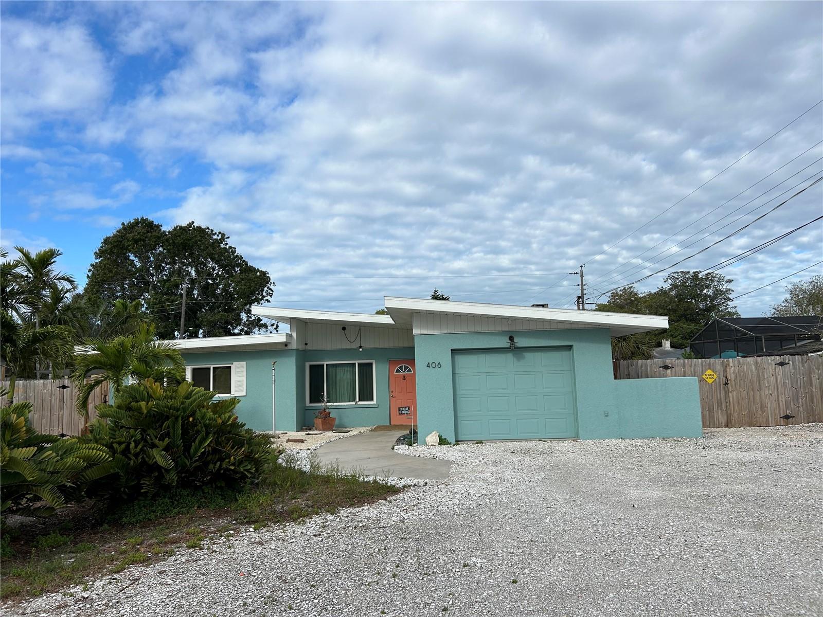 Gorgeous 3BR/2BA pool home ready for it's new annual tenant. Bring your boat, large shell driveway, house is less than a mile from the Warner's Bayou boar ramp. House was remodeled in 2019. Salt water heated pool. Tropical Oasis in the fenced in yard is perfect for entertaining. Beautiful plank flooring throughout the house. Wood burning fire place in the living room. One of the guest bedrooms has a door that opens into a private outdoor space. 1 car garage. Call today for a showing. Paradise is waiting for you.