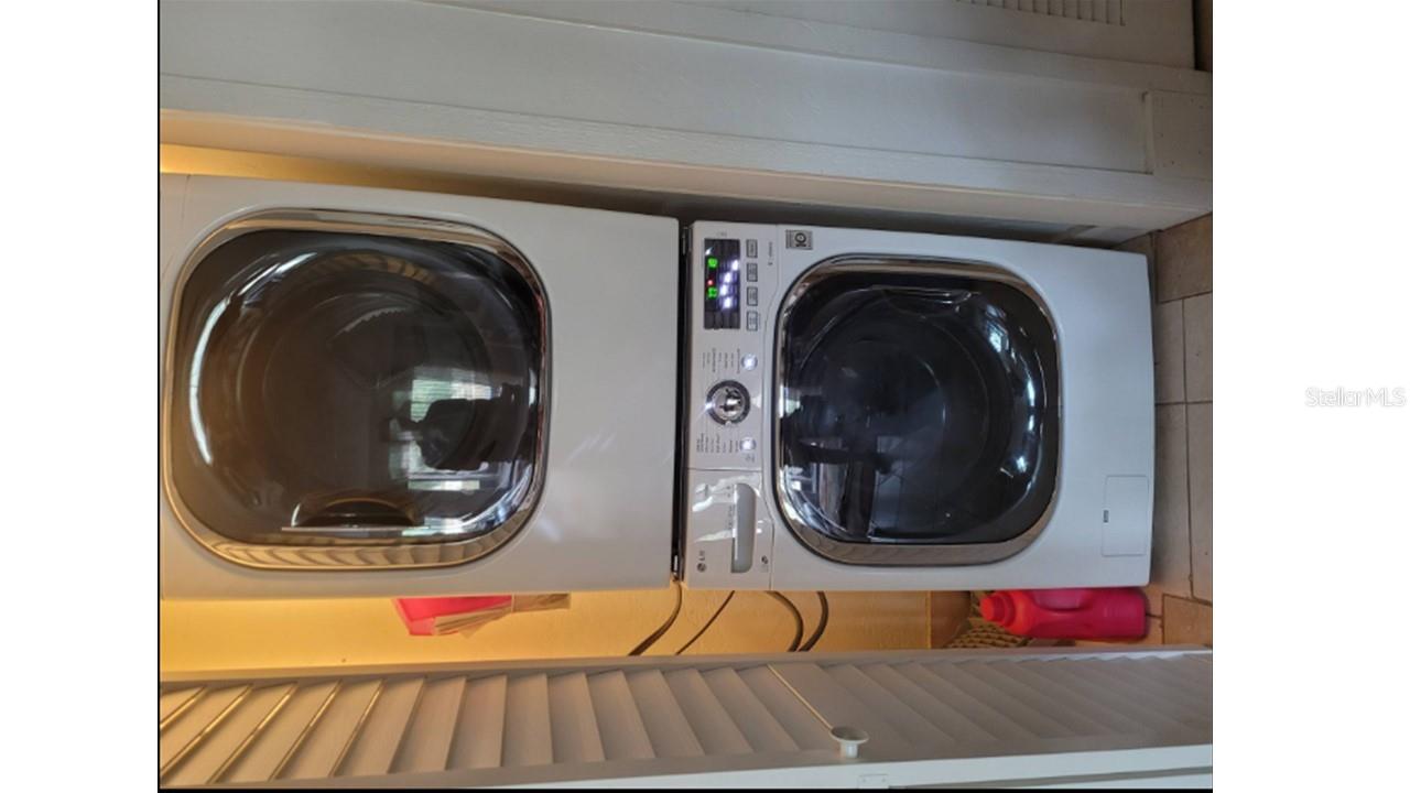 GRENELEFE CAMELOT CONDO PH 03 - Residential