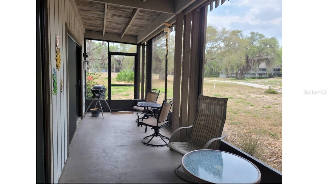 GRENELEFE CAMELOT CONDO PH 03 - Residential