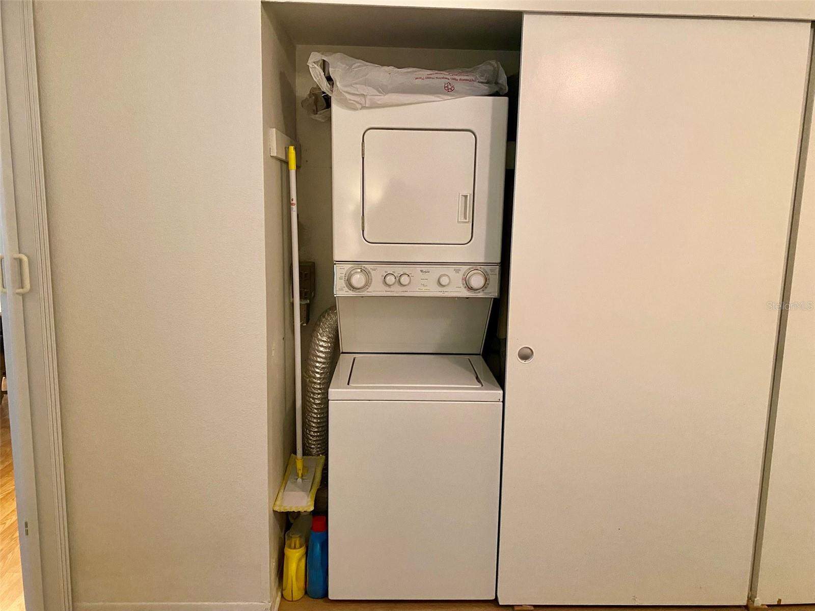 ON TOP OF THE WORLD - Residential