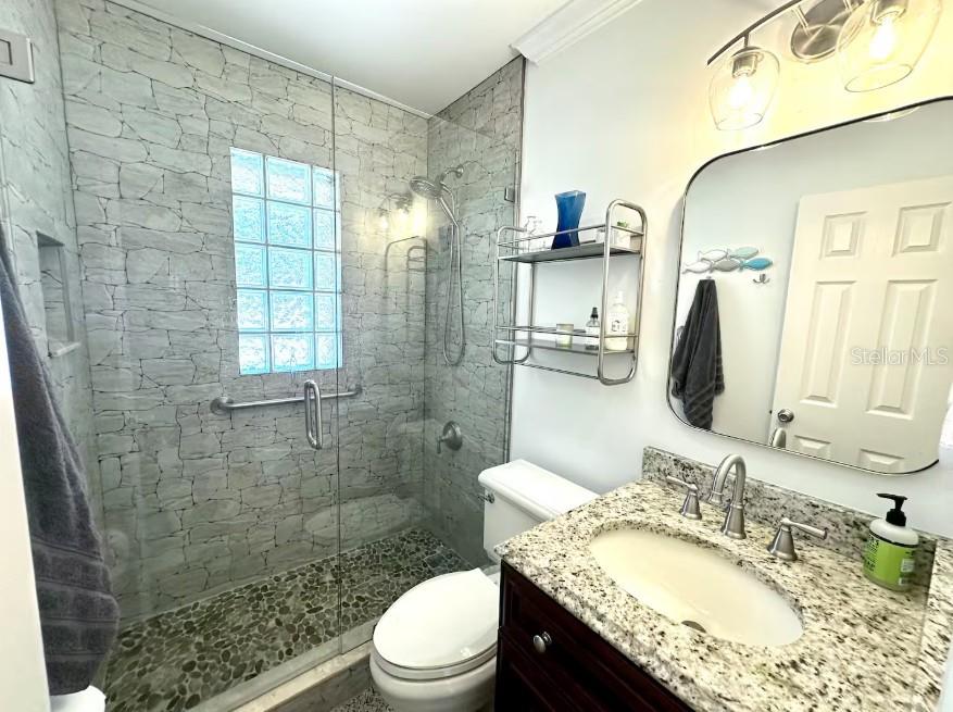 PINE SHORES ESTATE 4TH SEC - Residential Lease