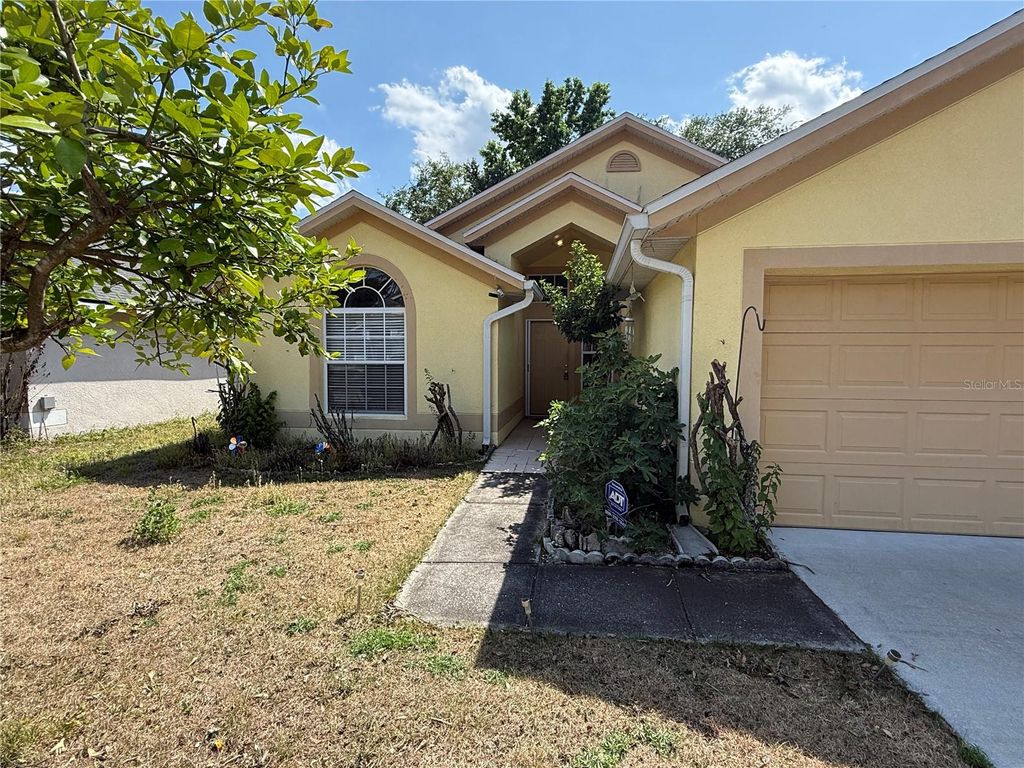 Photo of 16450 Golden Eagle Boulevard, Clermont, FL 34714 (MLS # O6403690)